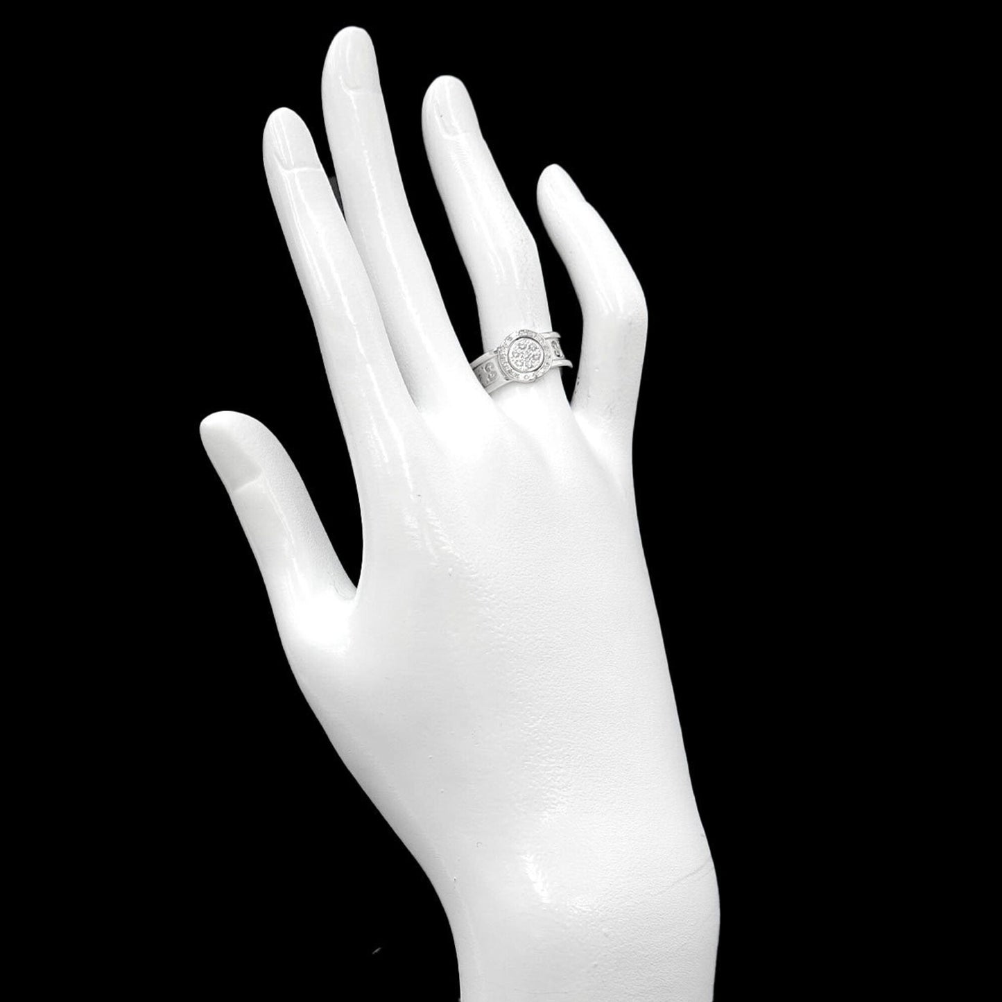 Icon Ring 18K White Gold and Diamond