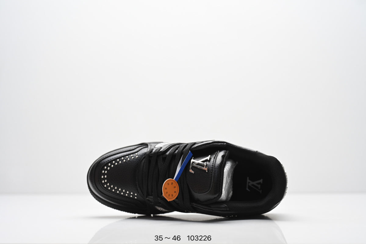 Luxury Casual Shoes V569