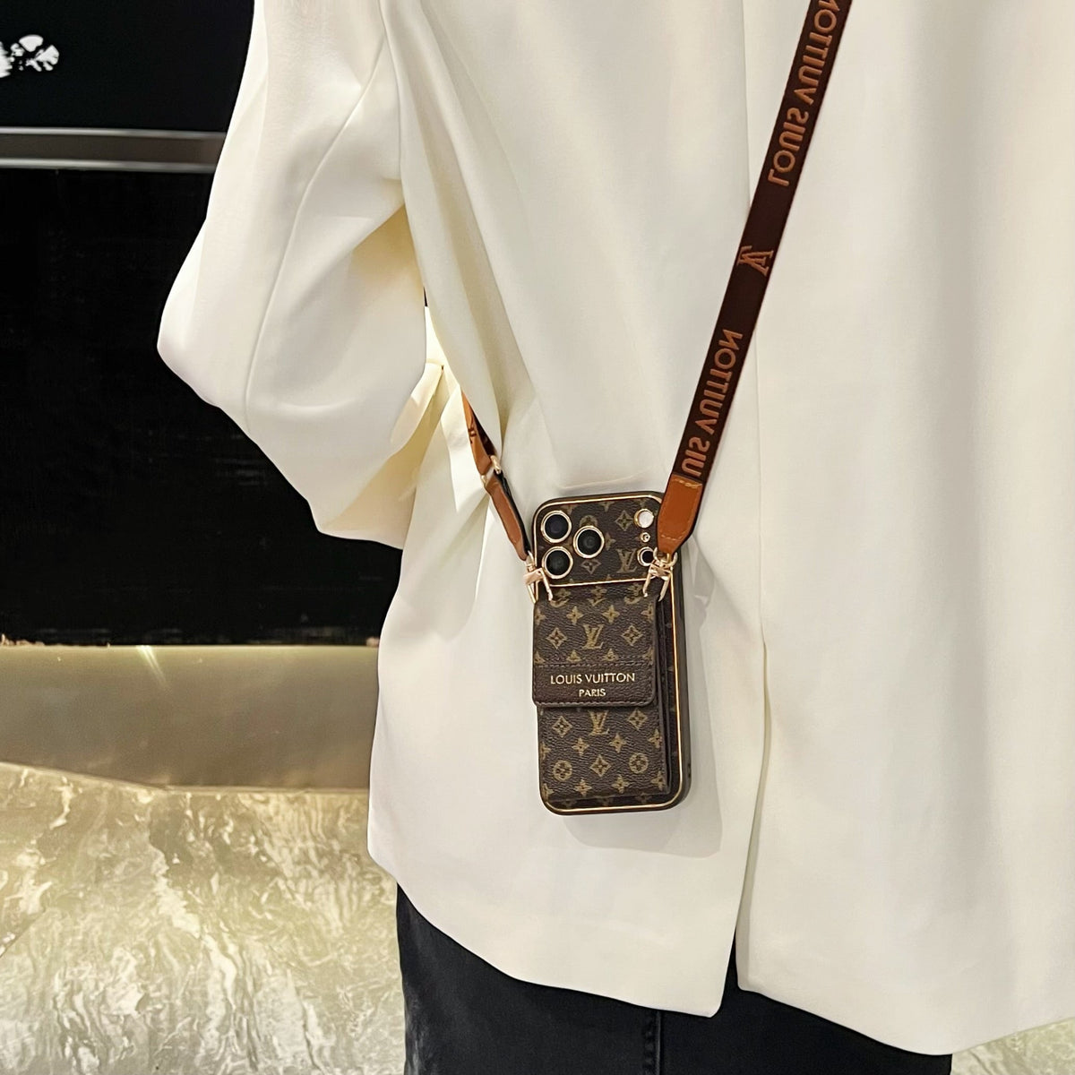 Funda para teléfono con tarjetero 06