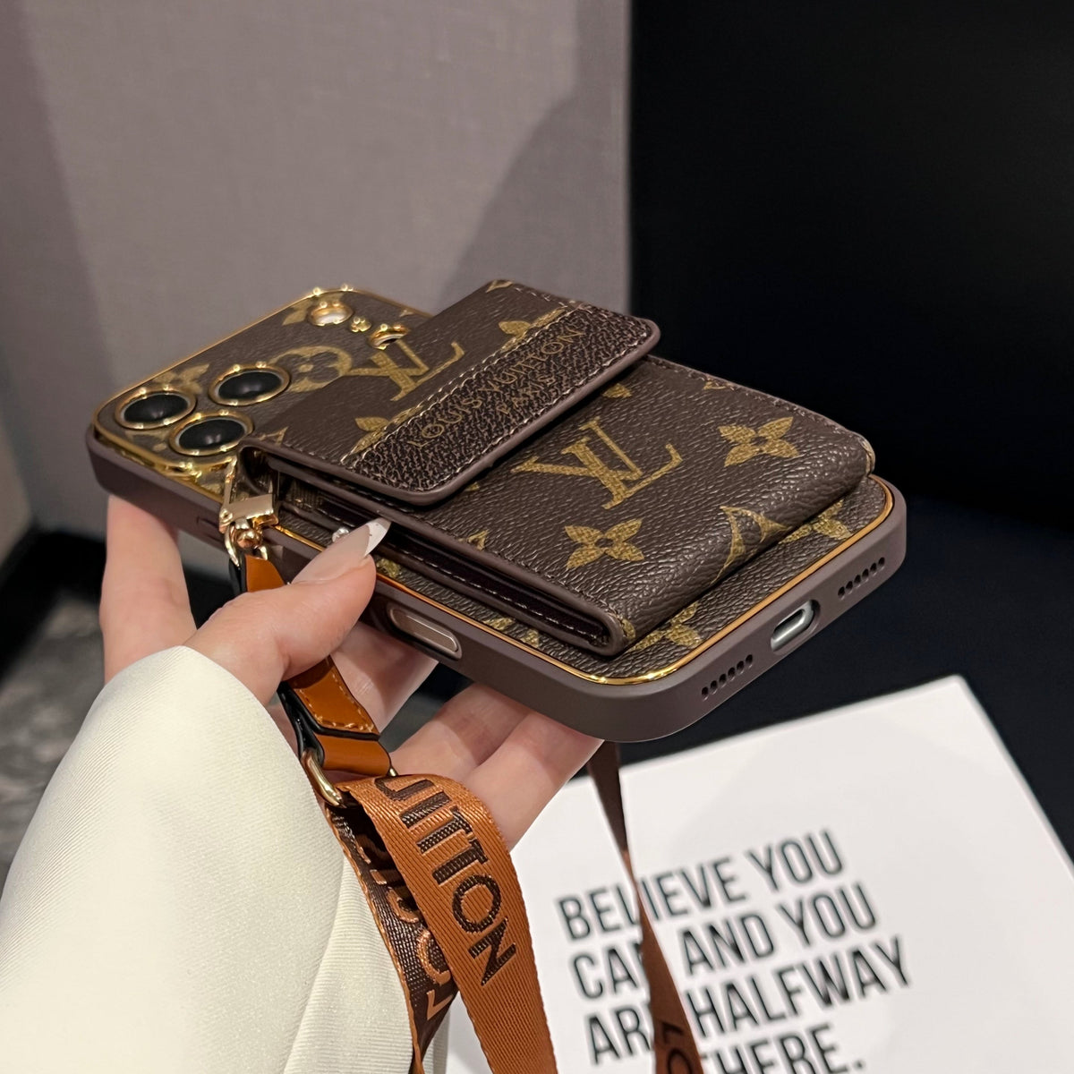 Funda para teléfono con tarjetero 06