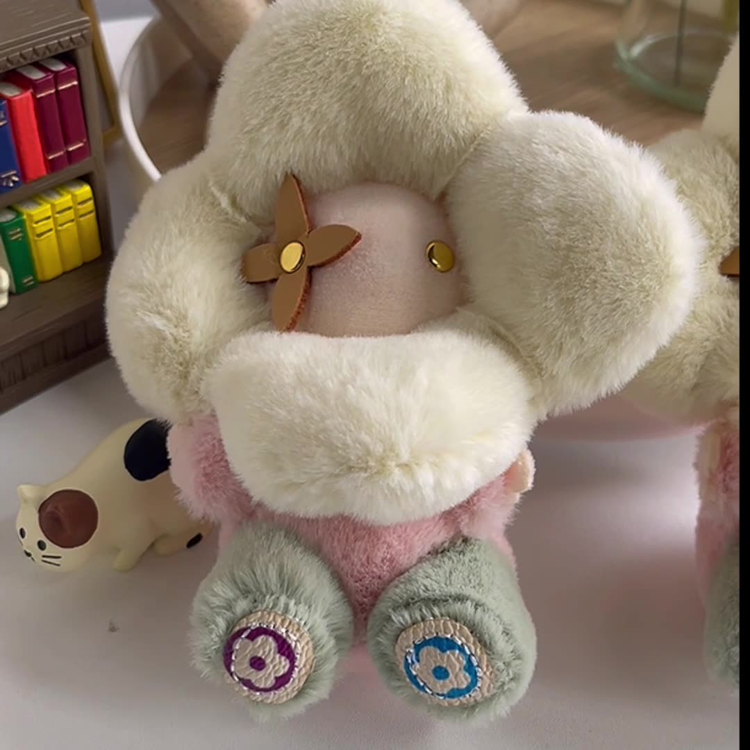 Söt solros plysch nyckelring – Vivian Doll Bag Charm för kvinnor, bil & ryggsäck dekoration