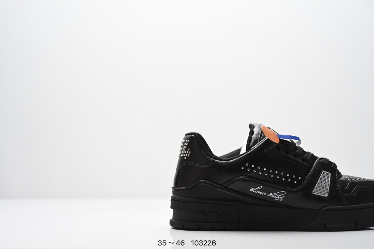 Luxury Casual Shoes V569