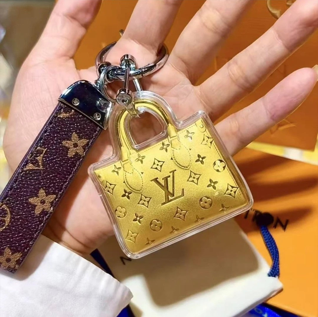 Llavero Mini Bolso Dorado