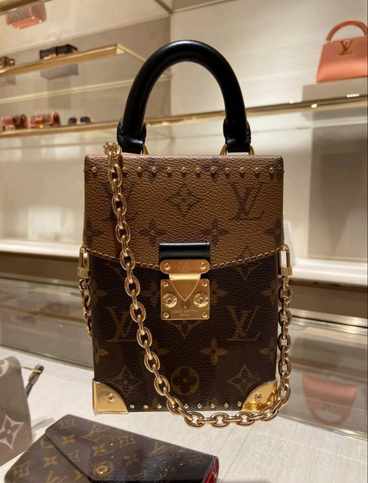 Omvänd monogram kamerabox