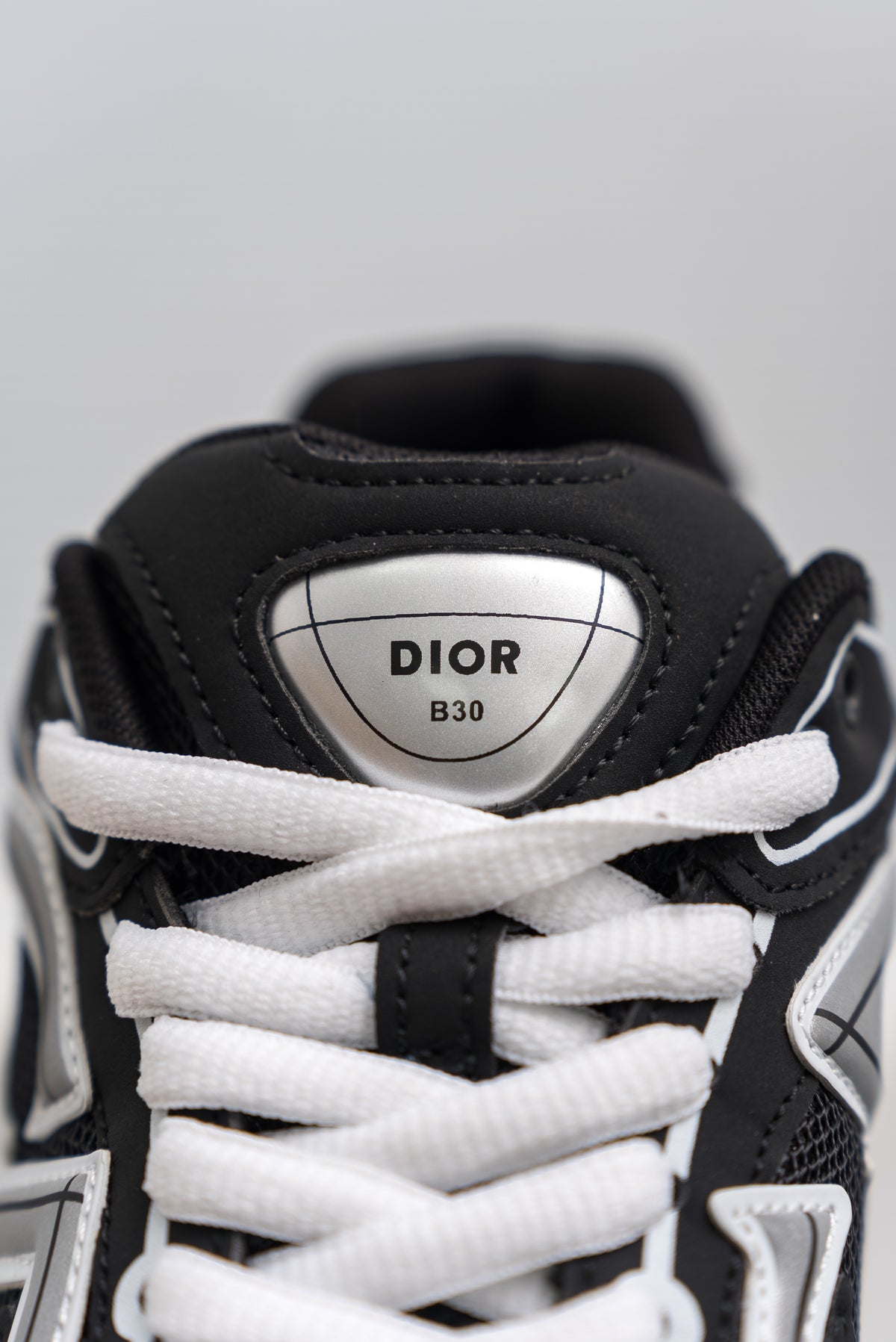 Luxury Casual Shoes D137
