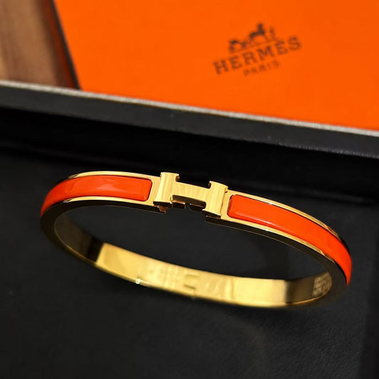 H 6 mm Color Accent Bangle