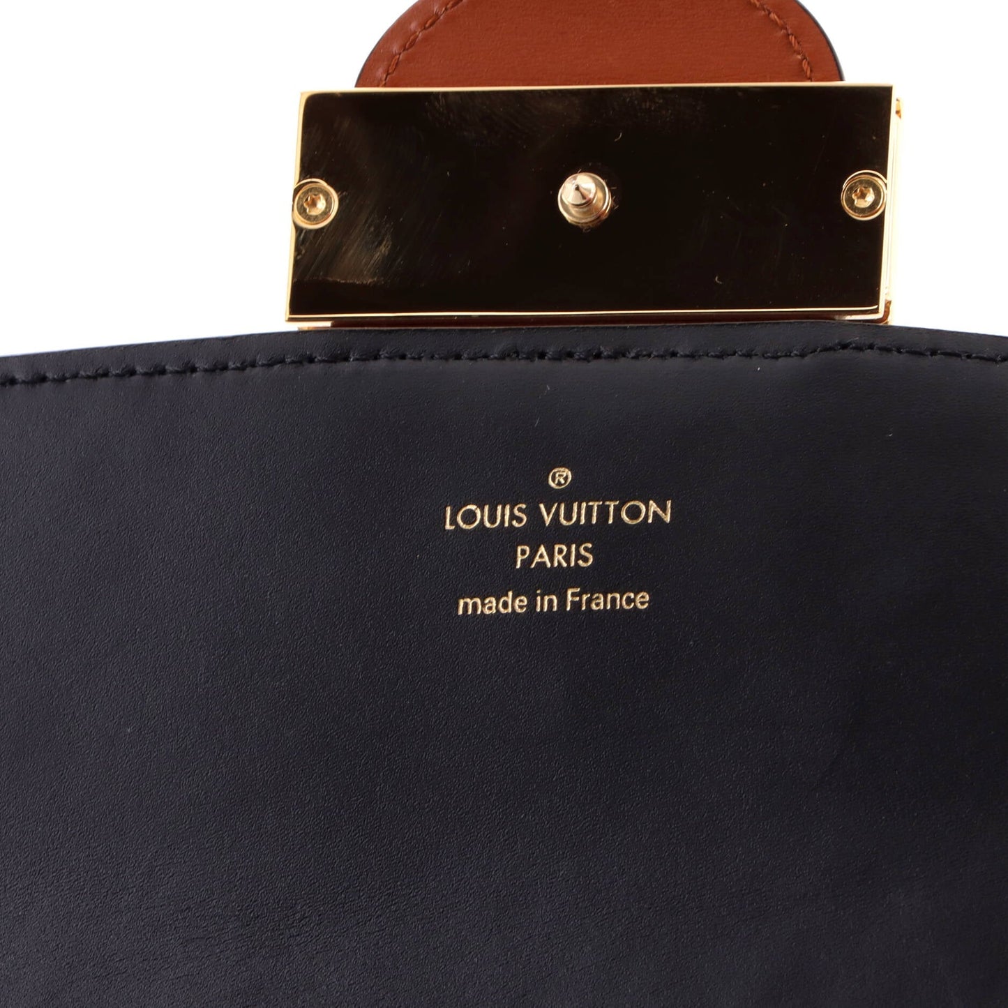 Sarah Dauphine Wallet Reverse Monogram Canvas