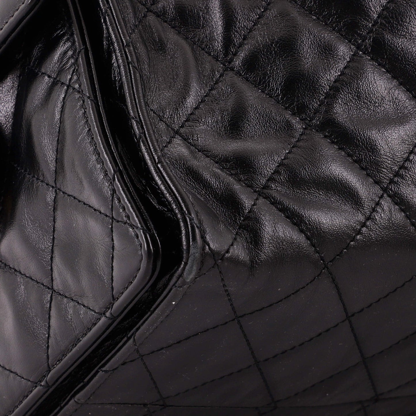 25 Hobo Bag Quilted Shiny Crumpled Calfskin Medium