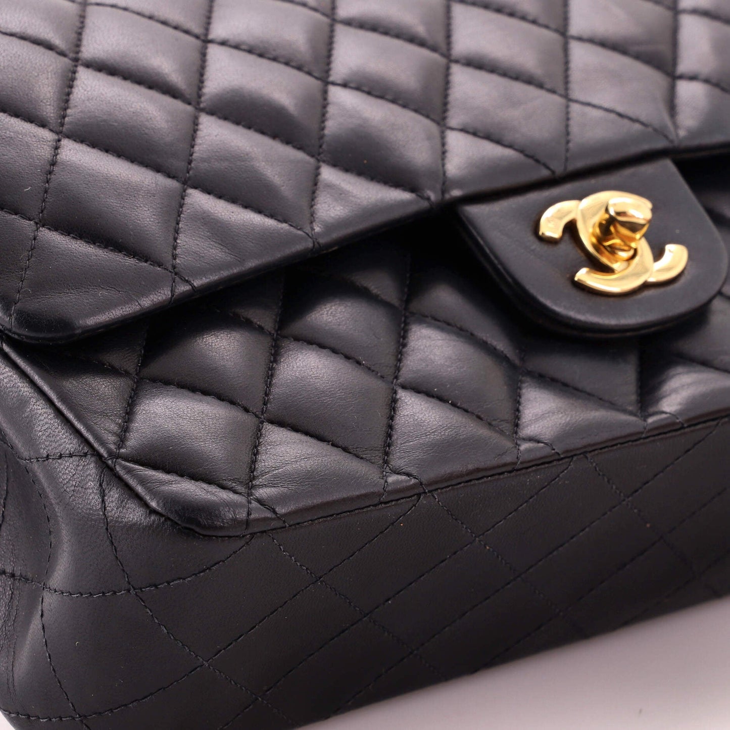 Vintage Classic Double Flap Bag Quilted Lambskin Medium