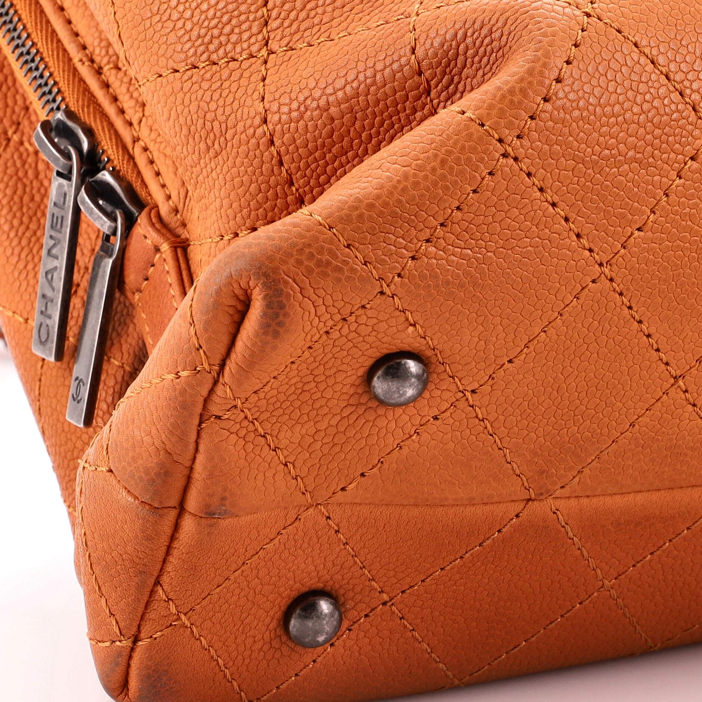 Urban Shopping Tote Quilted Caviar Small