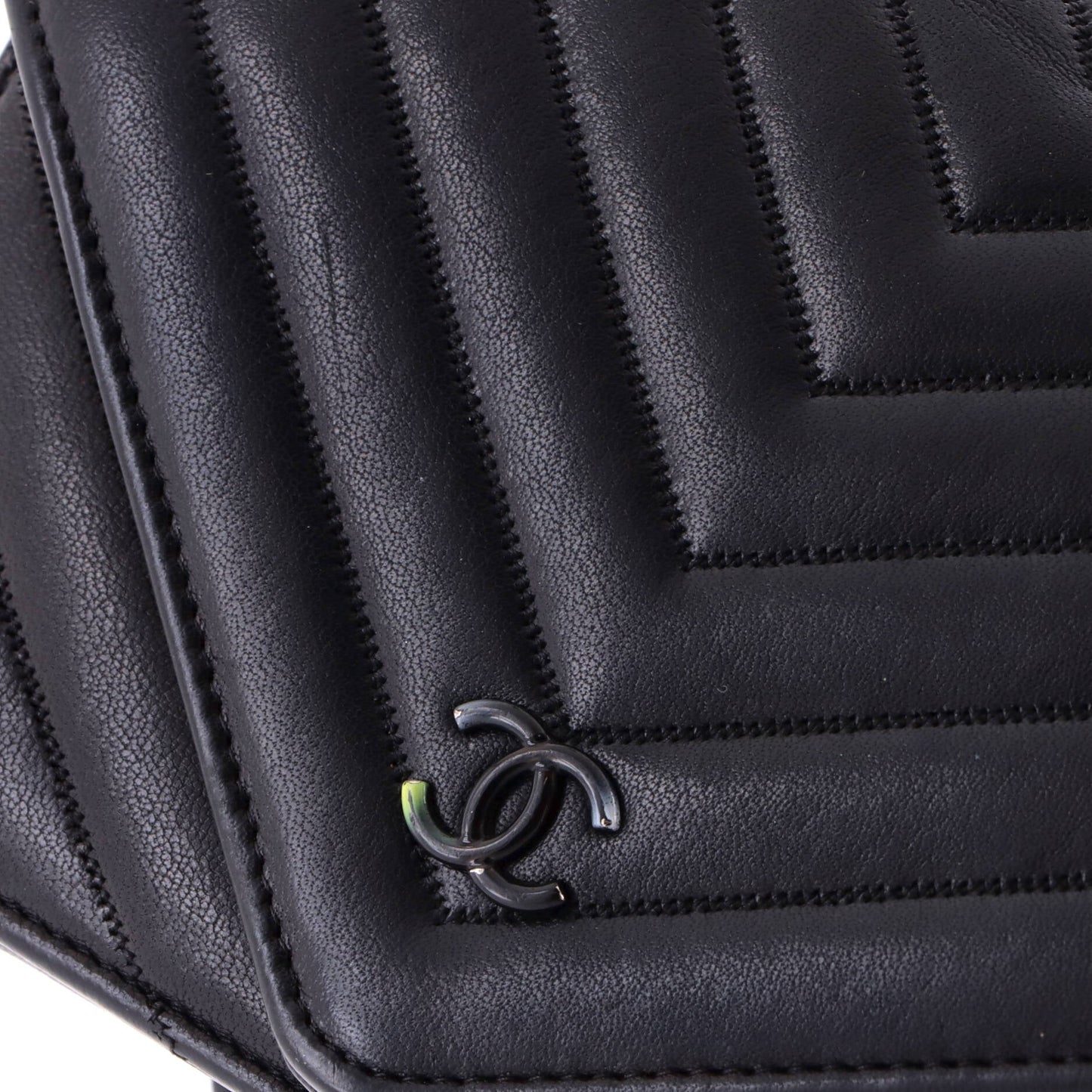 Envelope Wallet on Chain Chevron Sheepskin
