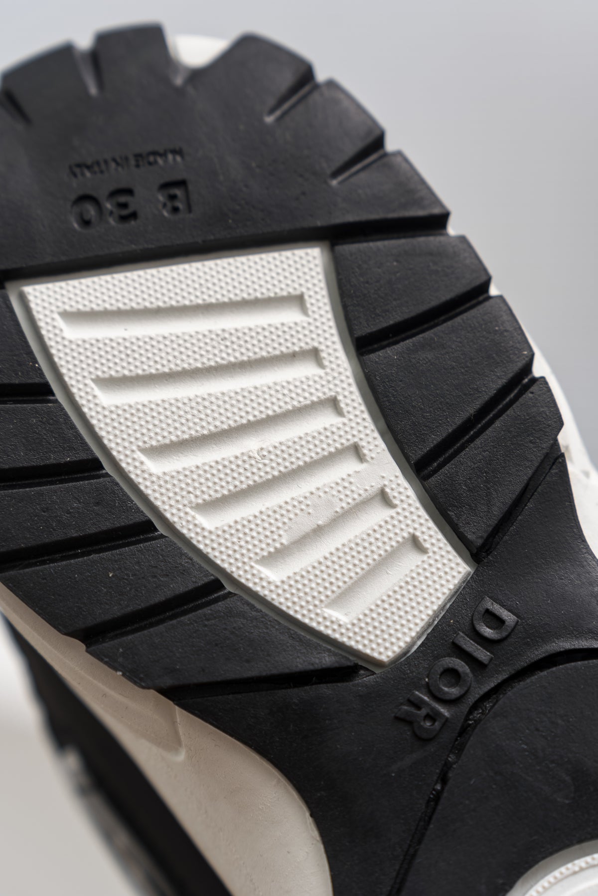 Luxury Casual Shoes D137