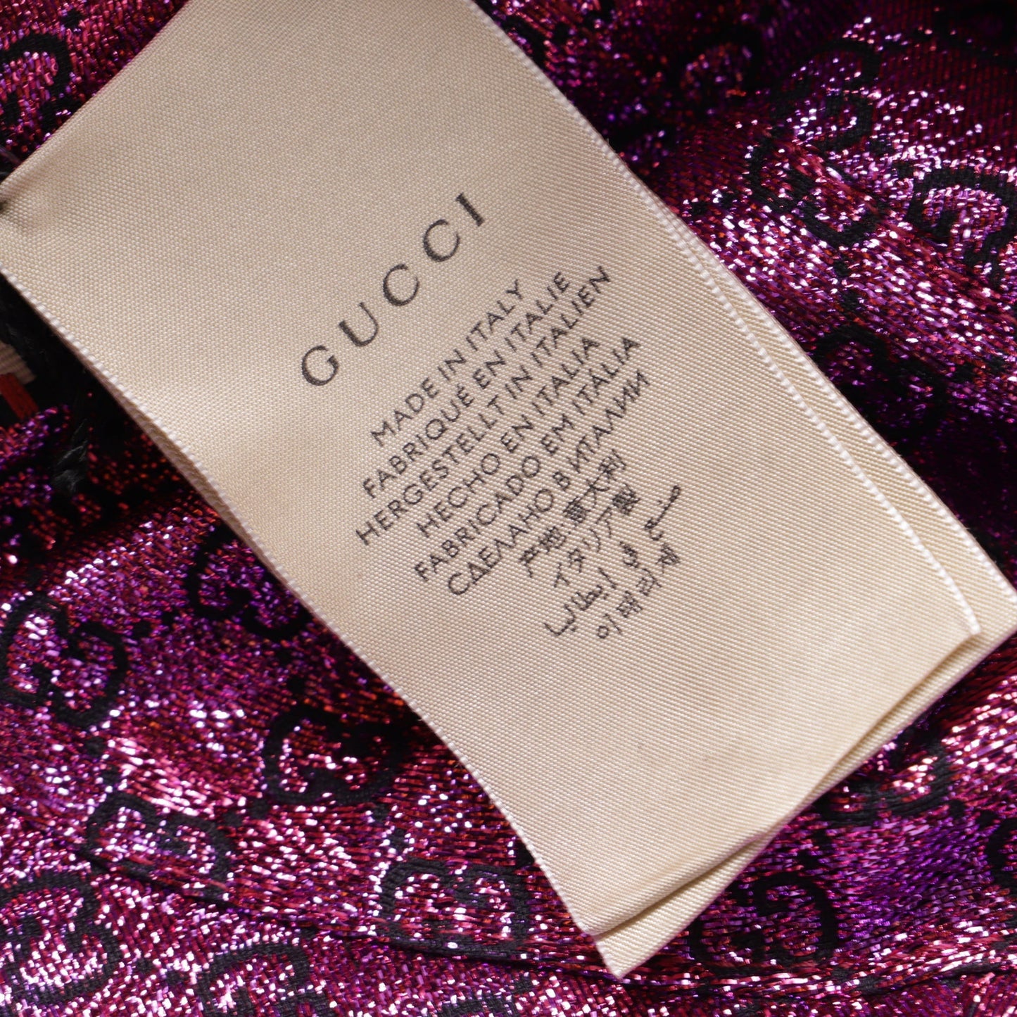 Gucci Lamé GG Monogram Reversible Bucket in Pink Polyamide