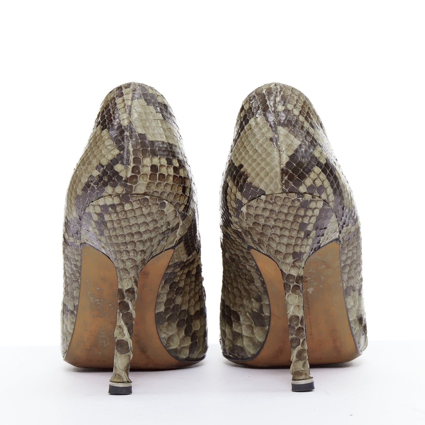 Women's Manolo Blahnik Leather Rose Pumps