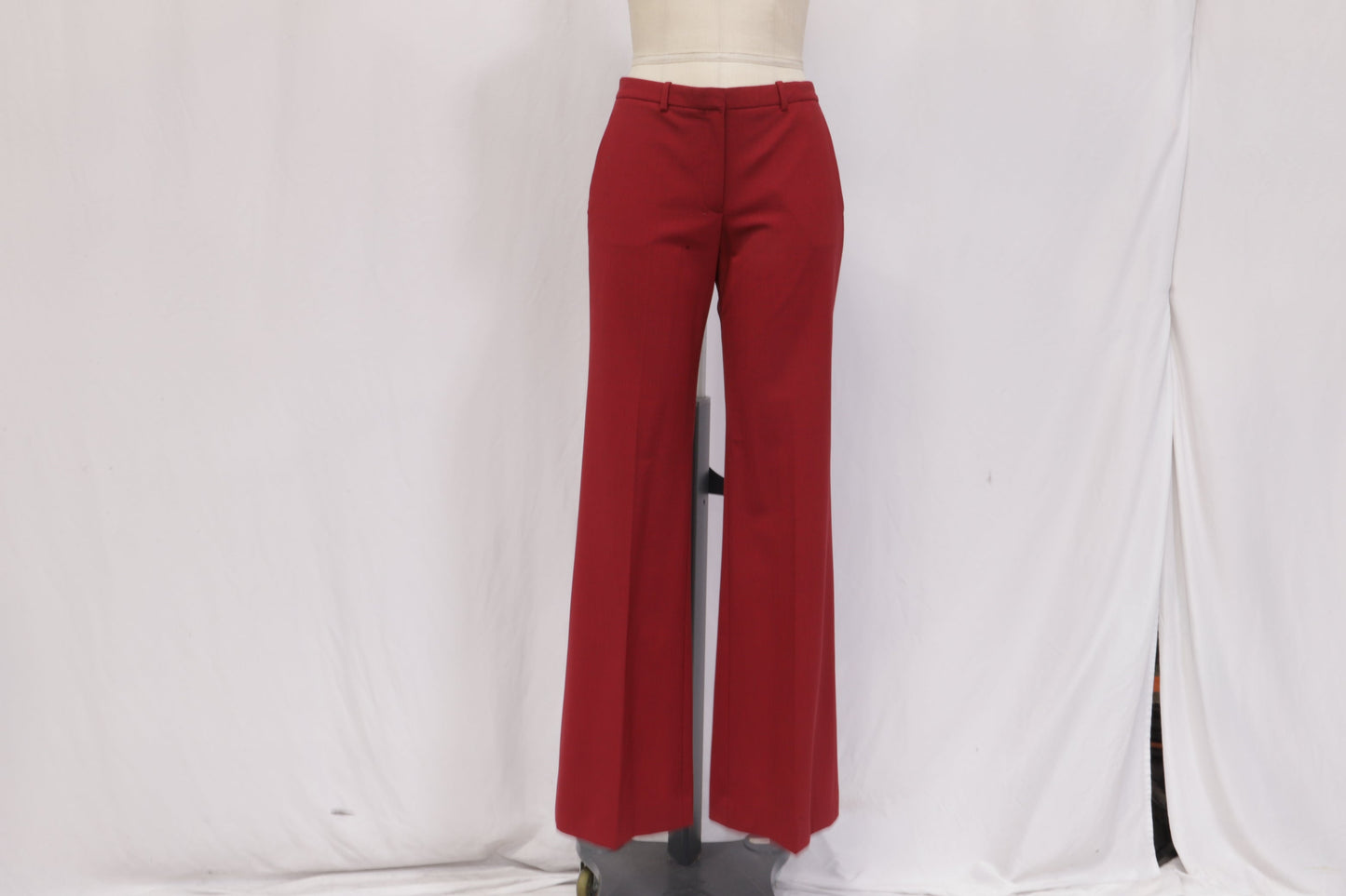 Women's Thoery Straight Leg Pants in Red Virgin Wool