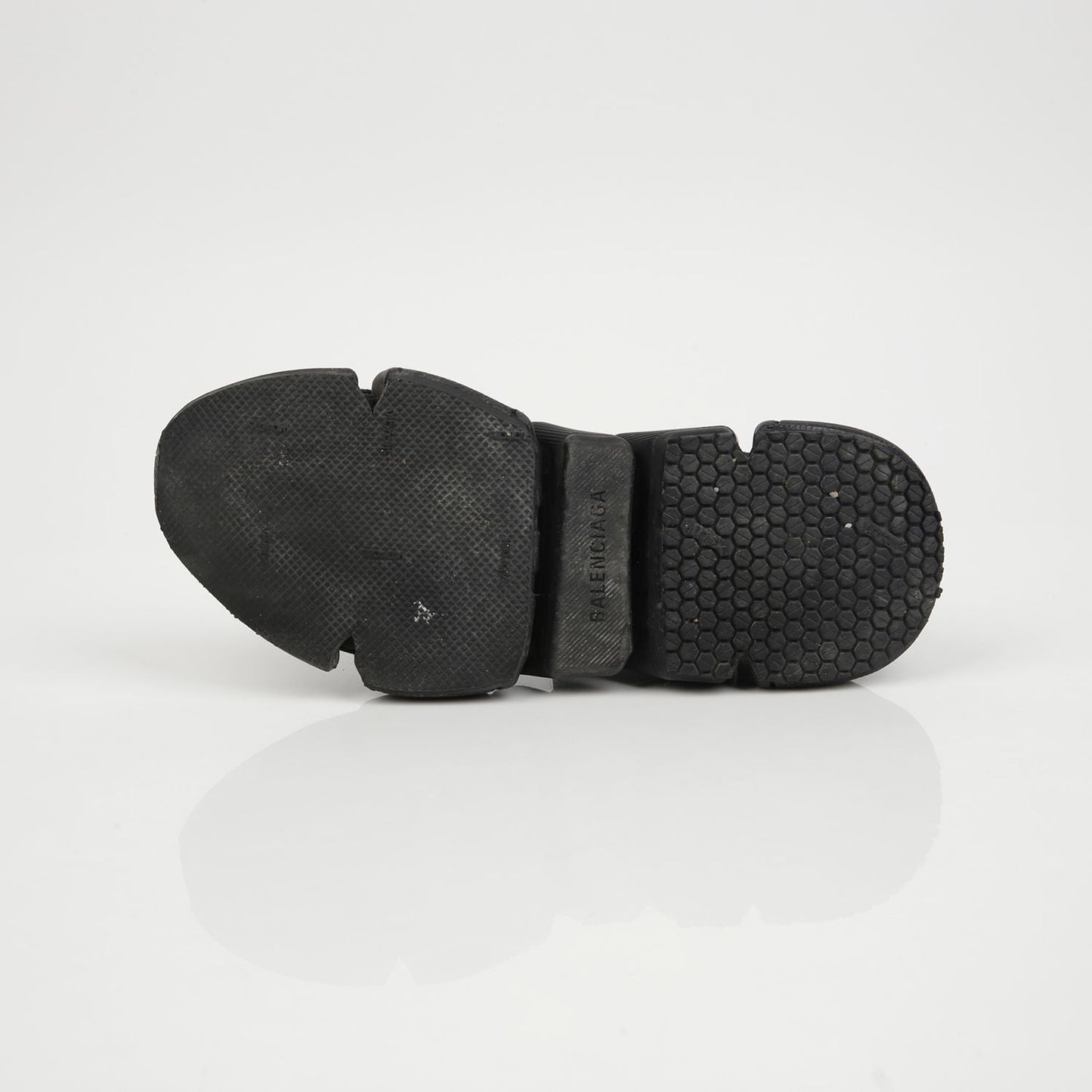 Women's Speedrunner Sneakers Size