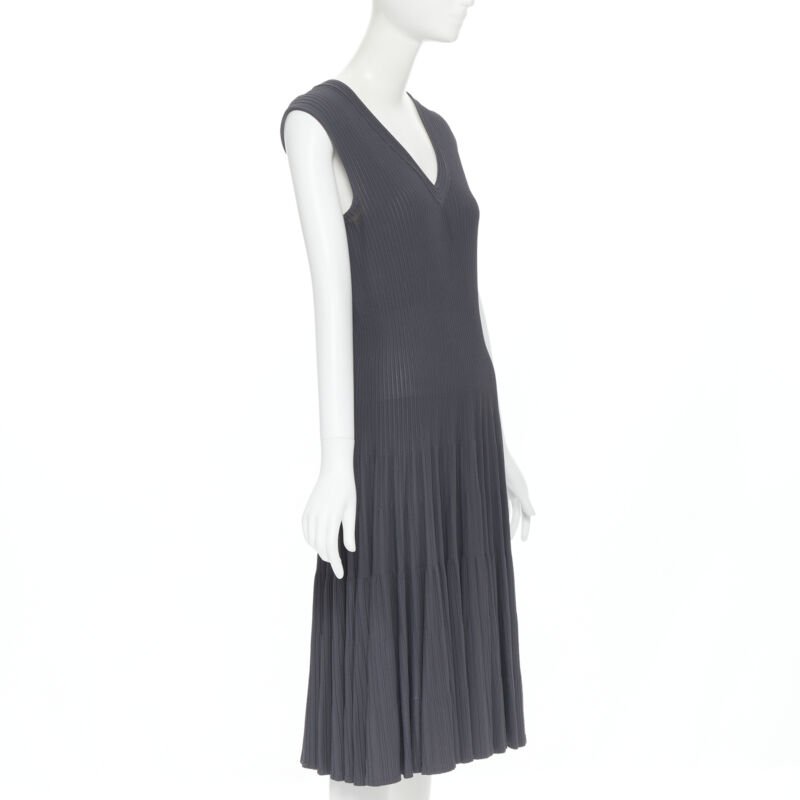 Women's Alaia ribbed V neck sleeveless fit flared cocktail dress