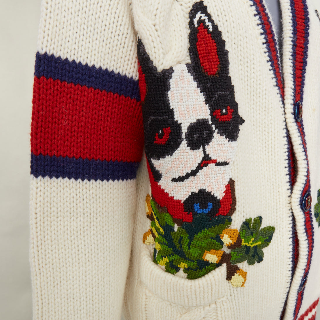 Women's Gucci Bosco Orso Dog Bulldog red cream wool needlepoint cardigan