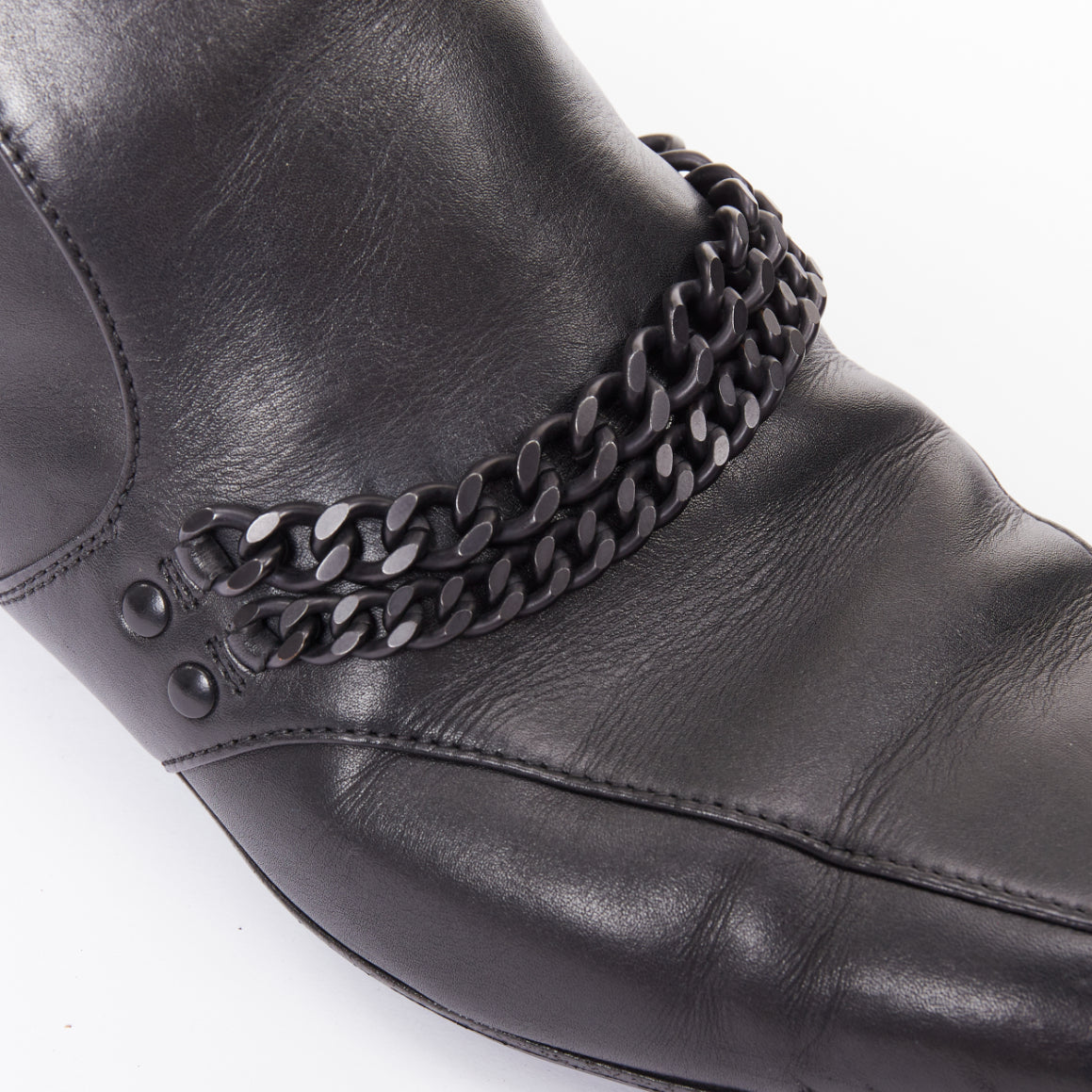 Men's Bottega Veneta black leather dual tonal chain loafers