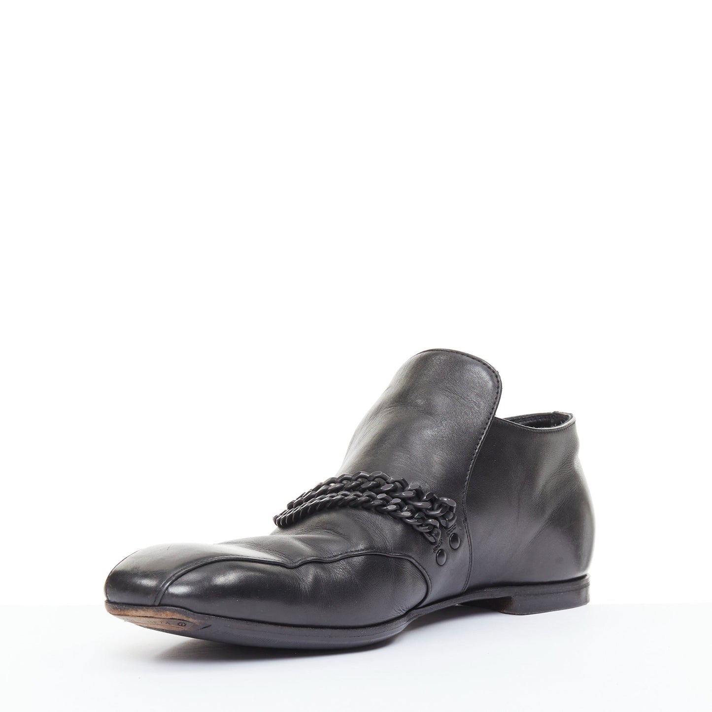 Men's Bottega Veneta black leather dual tonal chain loafers