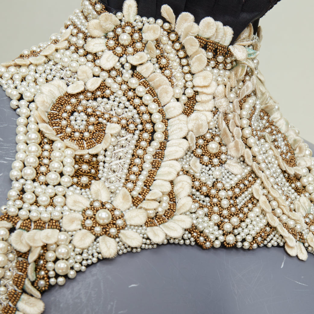 Women's Alexander McQueen pearl bead halter neckpiece