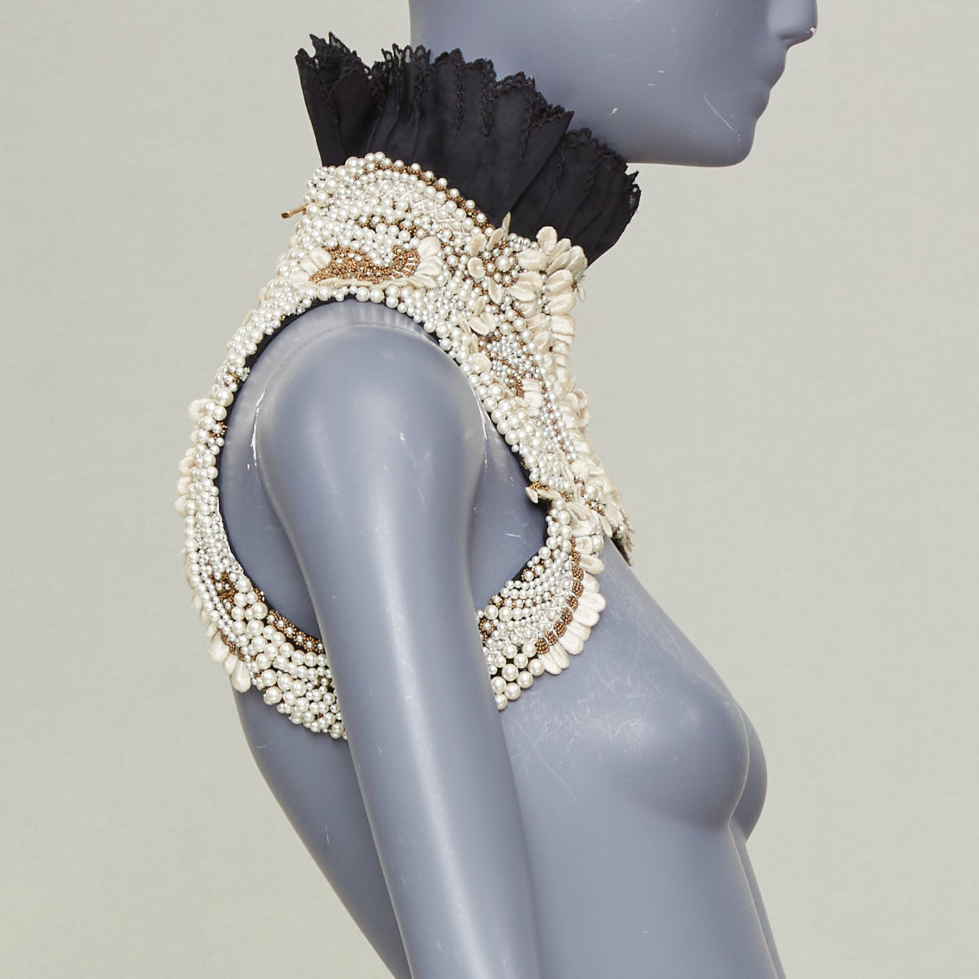 Women's Alexander McQueen pearl bead halter neckpiece