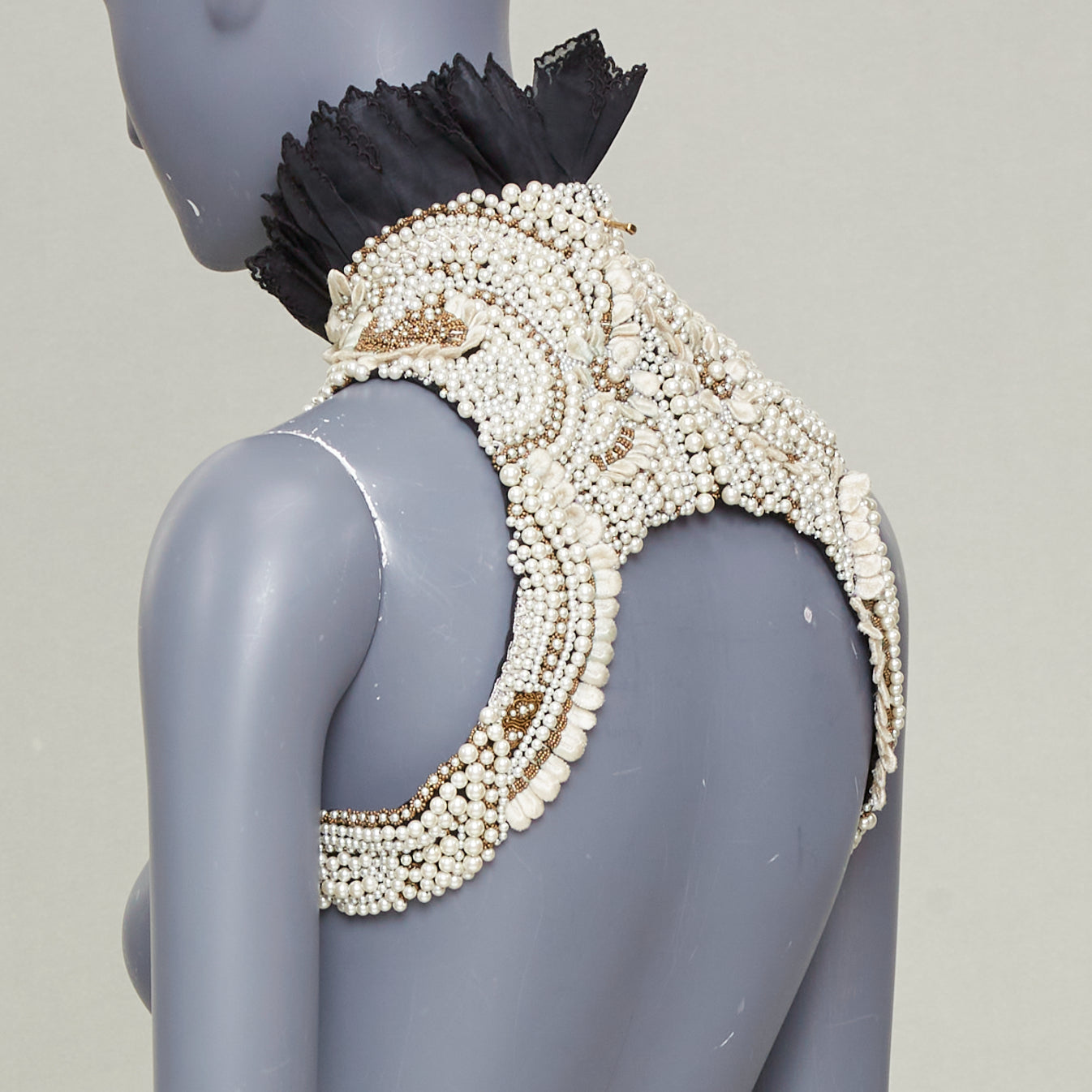 Women's Alexander McQueen pearl bead halter neckpiece