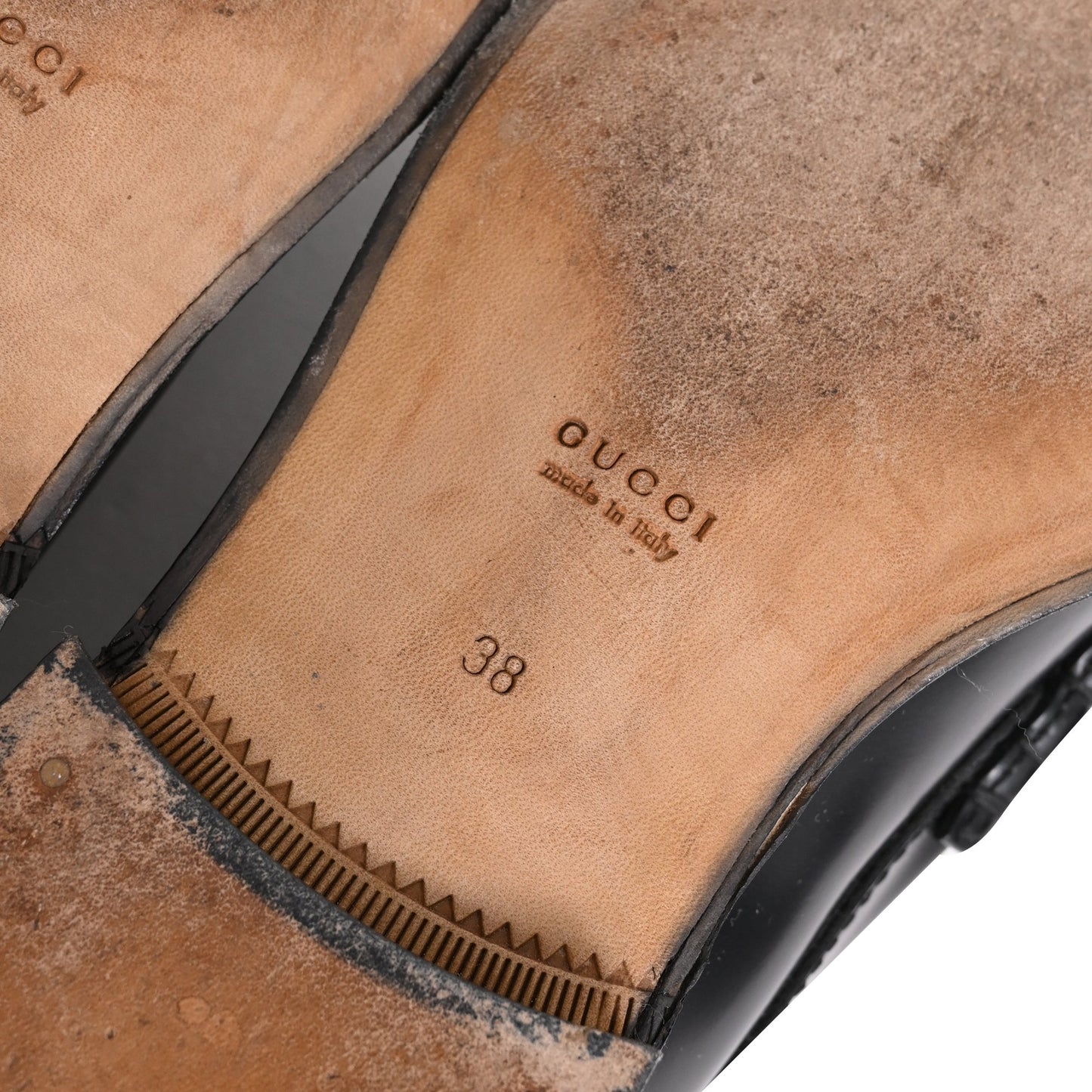 Women's Gucci Interlocking G Logo in Black Leather