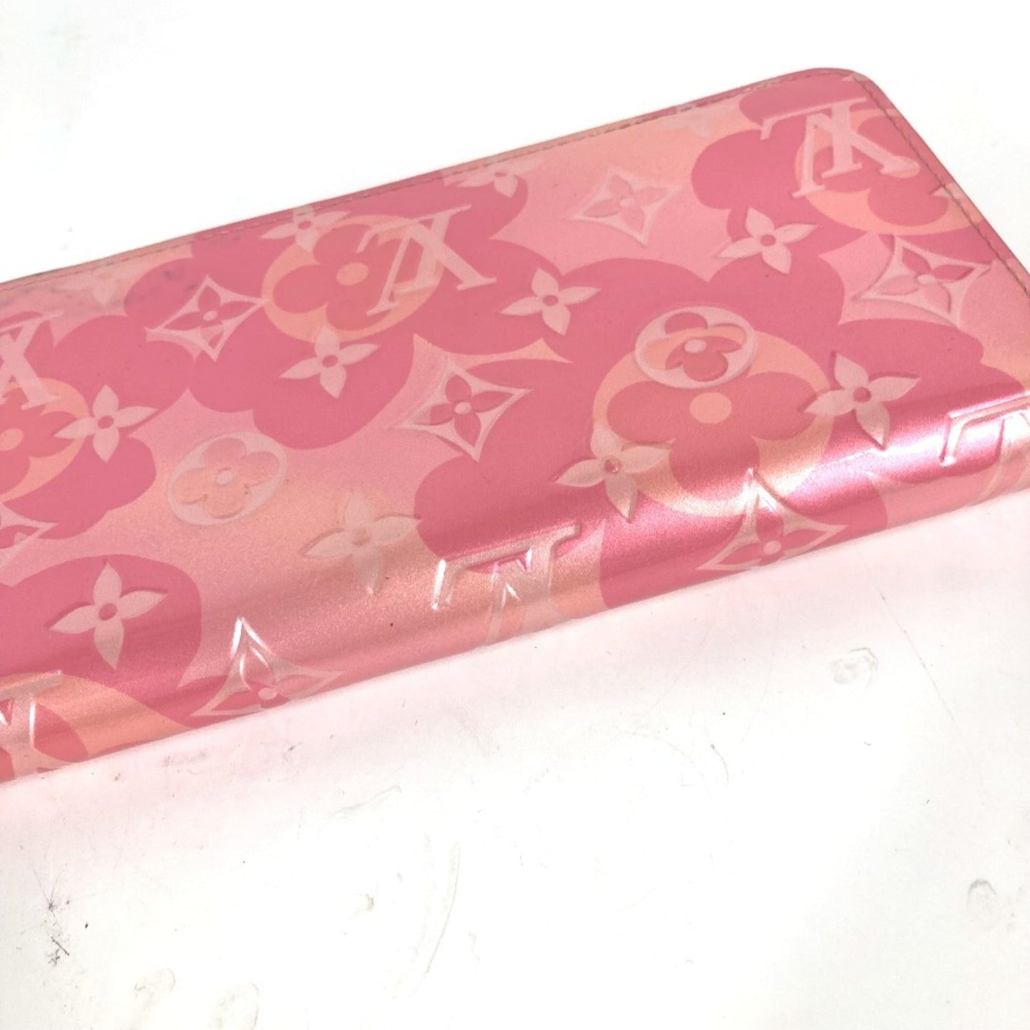 Zippy Wallet Limited Edition Valentine Floral Monogram Vernis