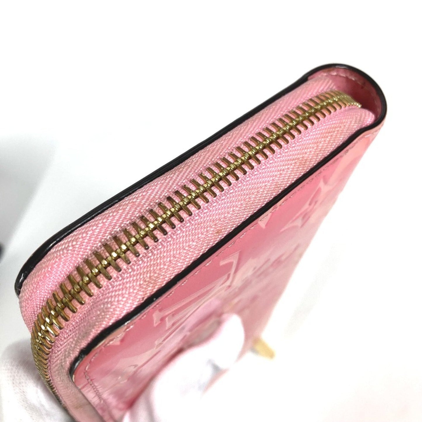 Zippy Wallet Limited Edition Valentine Floral Monogram Vernis