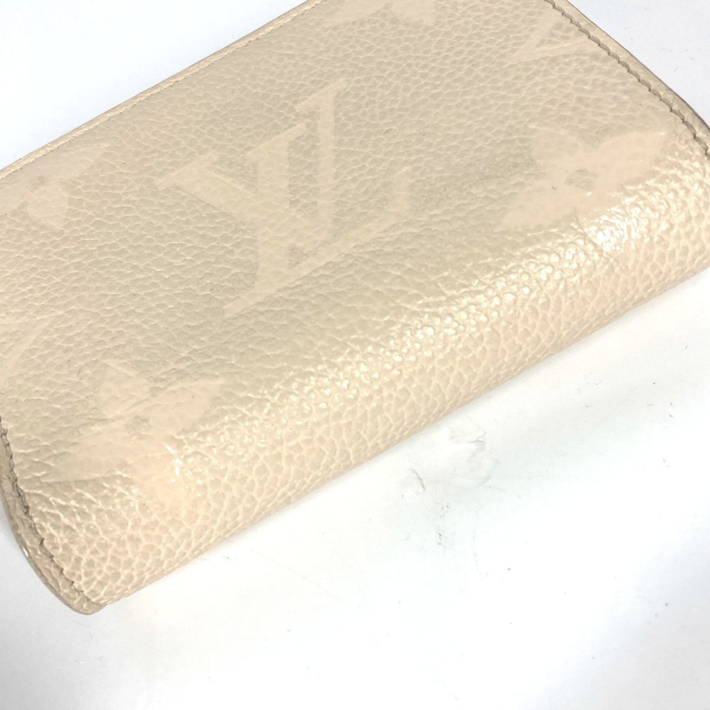 Clea Wallet Wild at Heart Monogram Empreinte Giant
