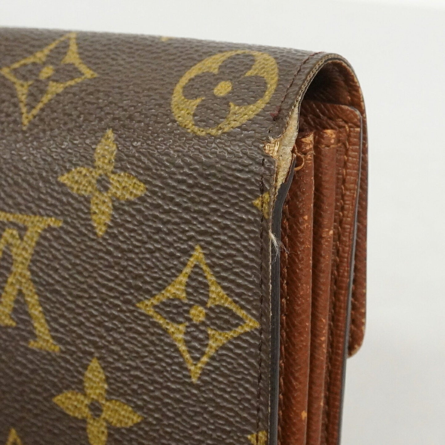 Vintage Sarah Wallet Monogram Canvas