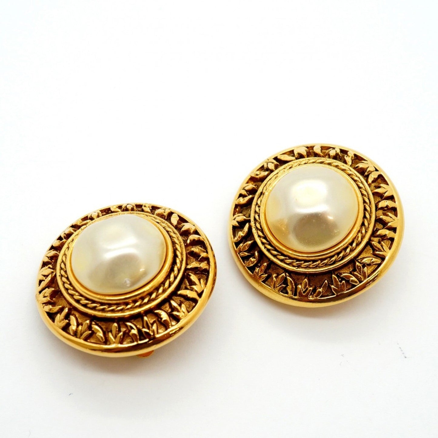Earrings Pearl Gold-Tone Metal