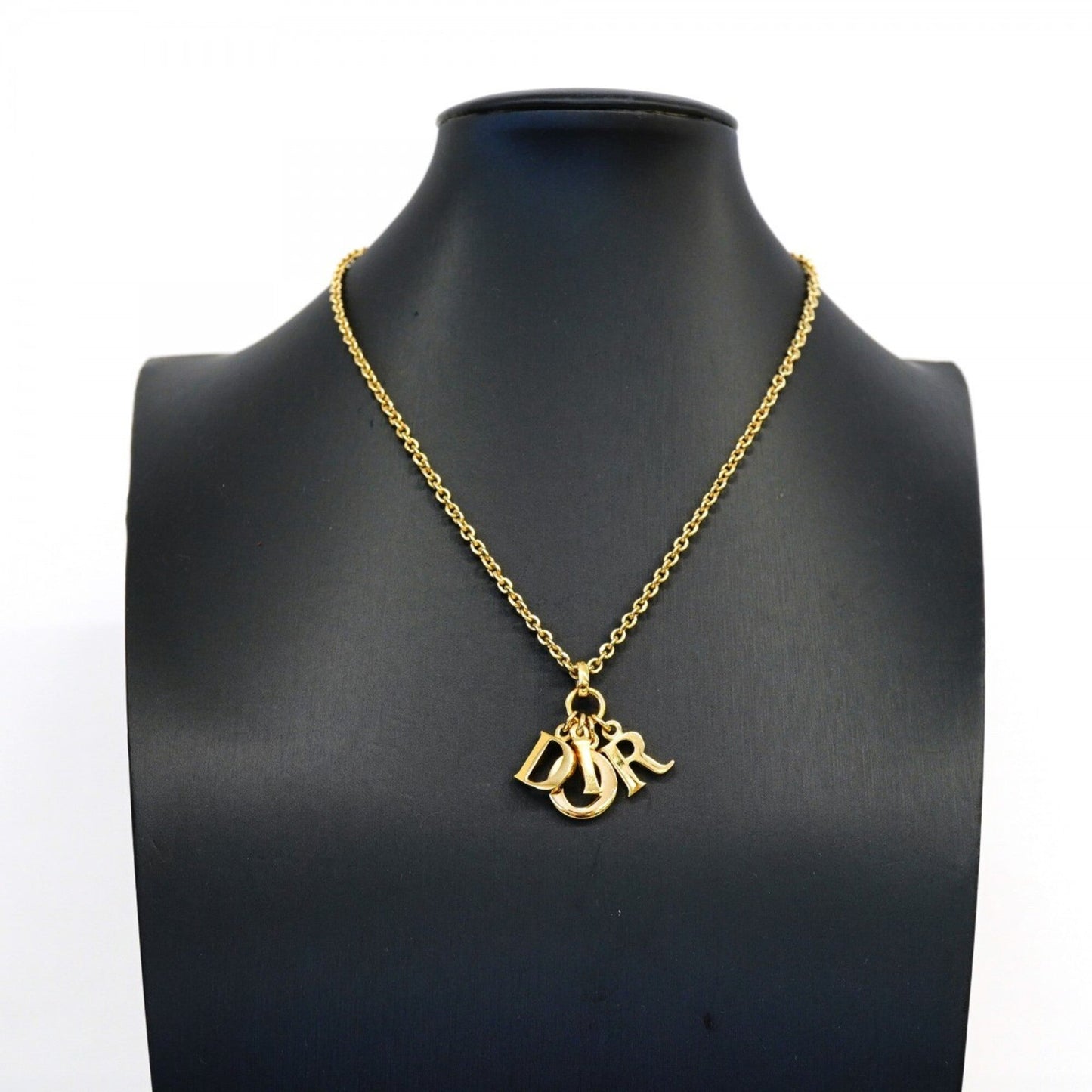 Pendant Necklace Gold
