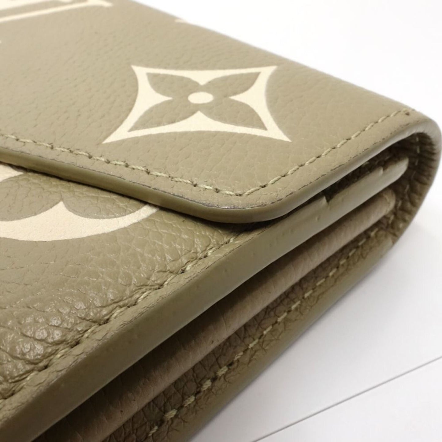 Sarah Wallet NM Bicolor Monogram Empreinte Giant
