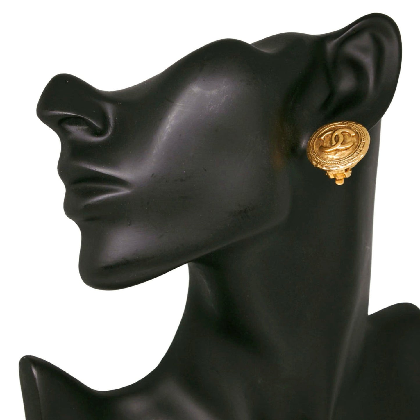 CC Logo Clip-On Earrings Metal Gold-Tone Metal