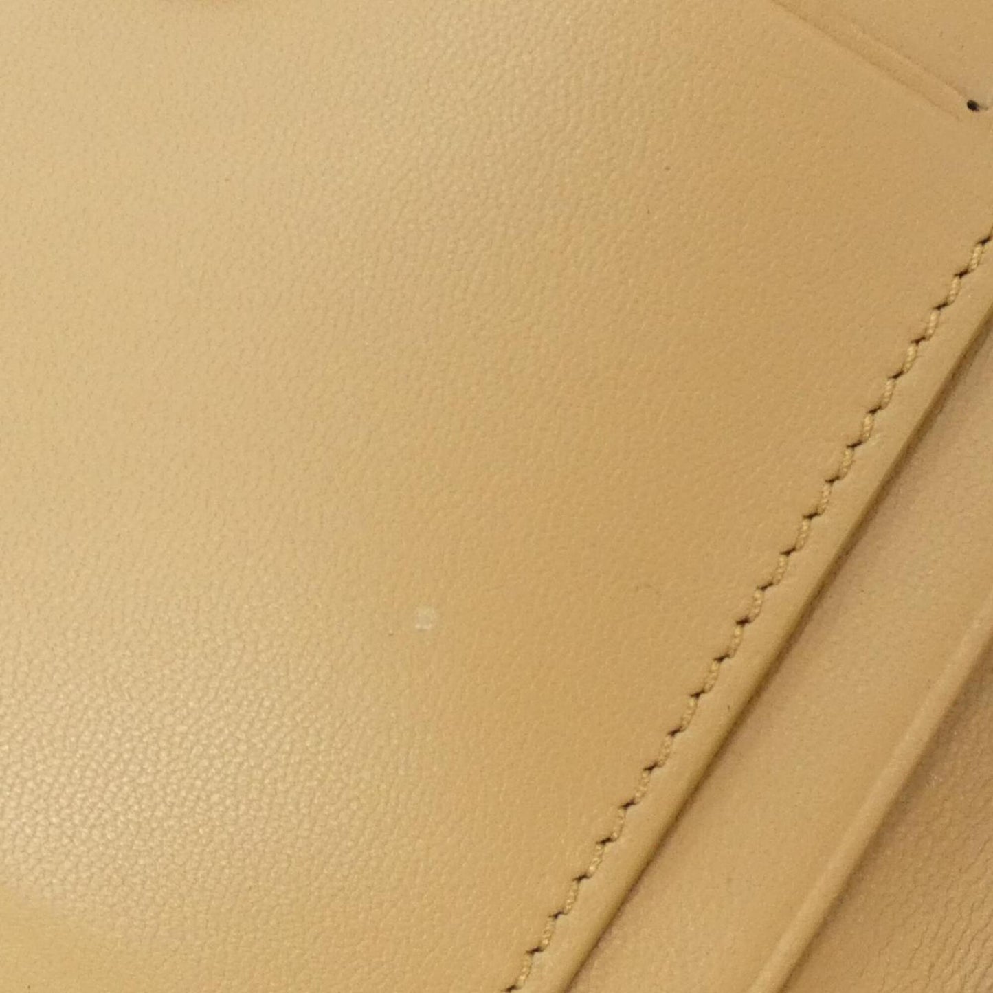 Baguette Continental Wallet Zucca Embossed Leather