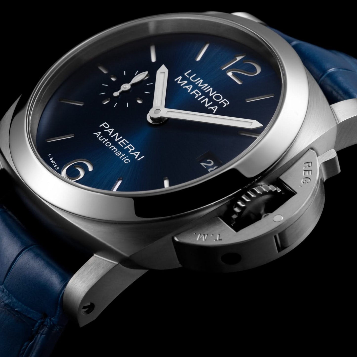 PANERAI Luminor Quaranta 40mm Watch