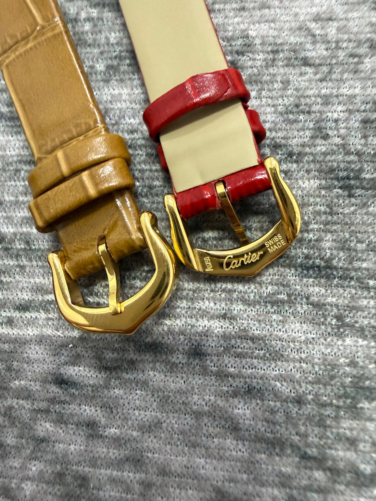 CA Refined Tonneau Leather Strap Watch