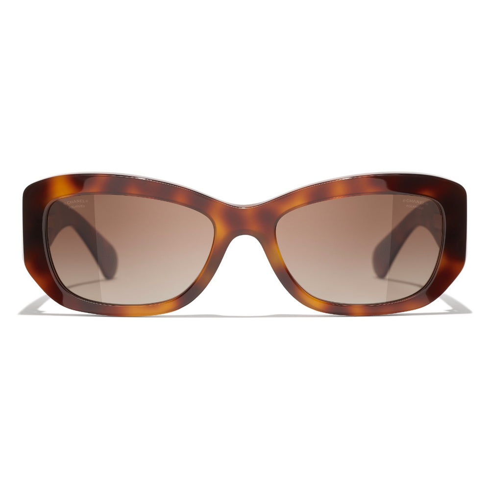 Gafas de sol clásicas con montura retro