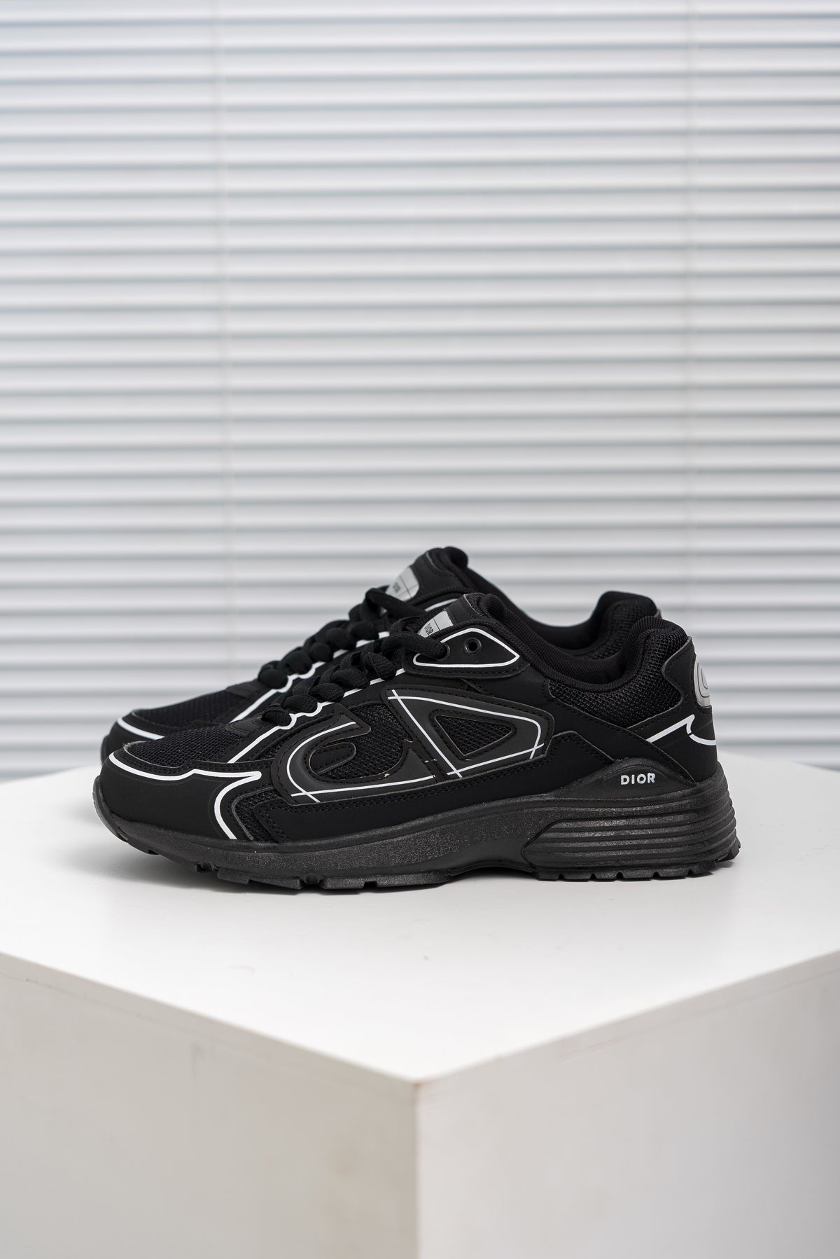 Luxury Casual Shoes D462