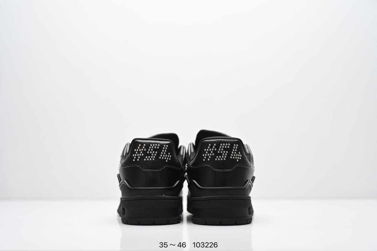 Luxury Casual Shoes V569