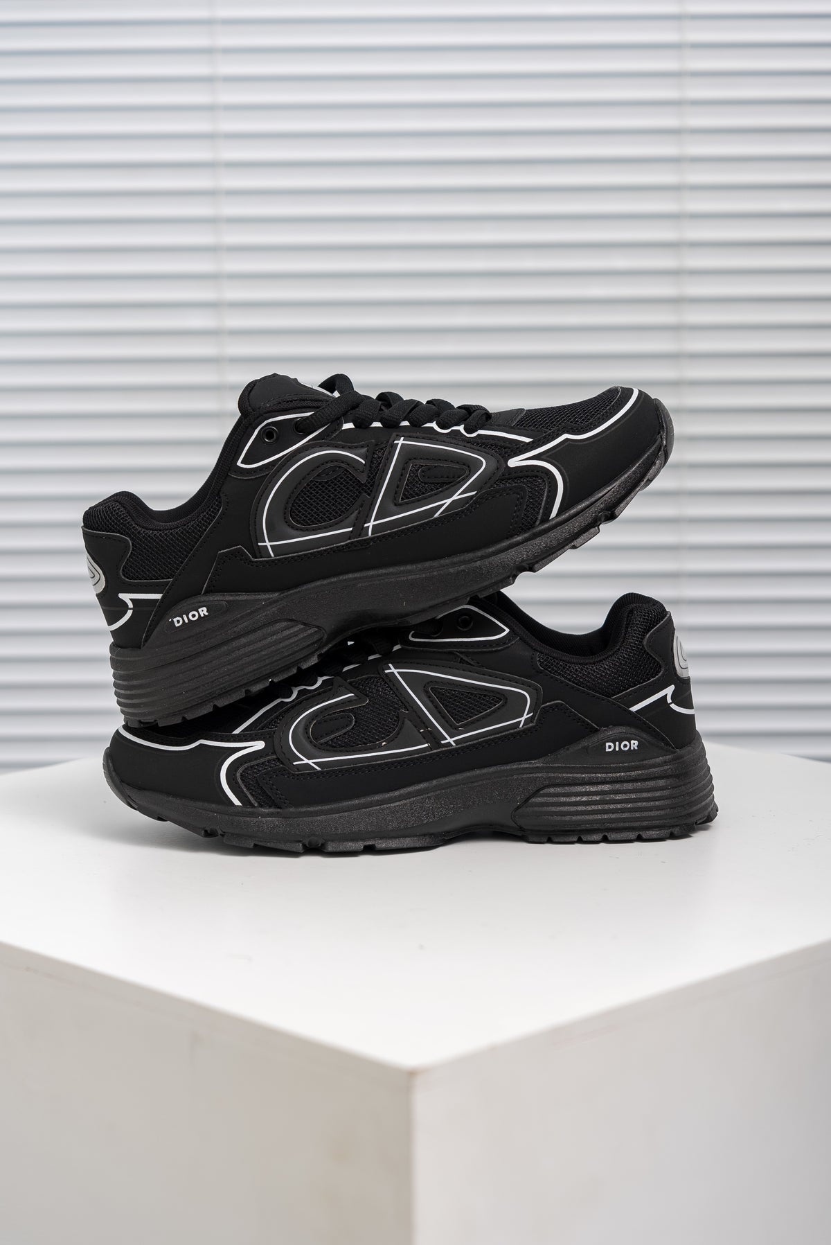Luxury Casual Shoes D462