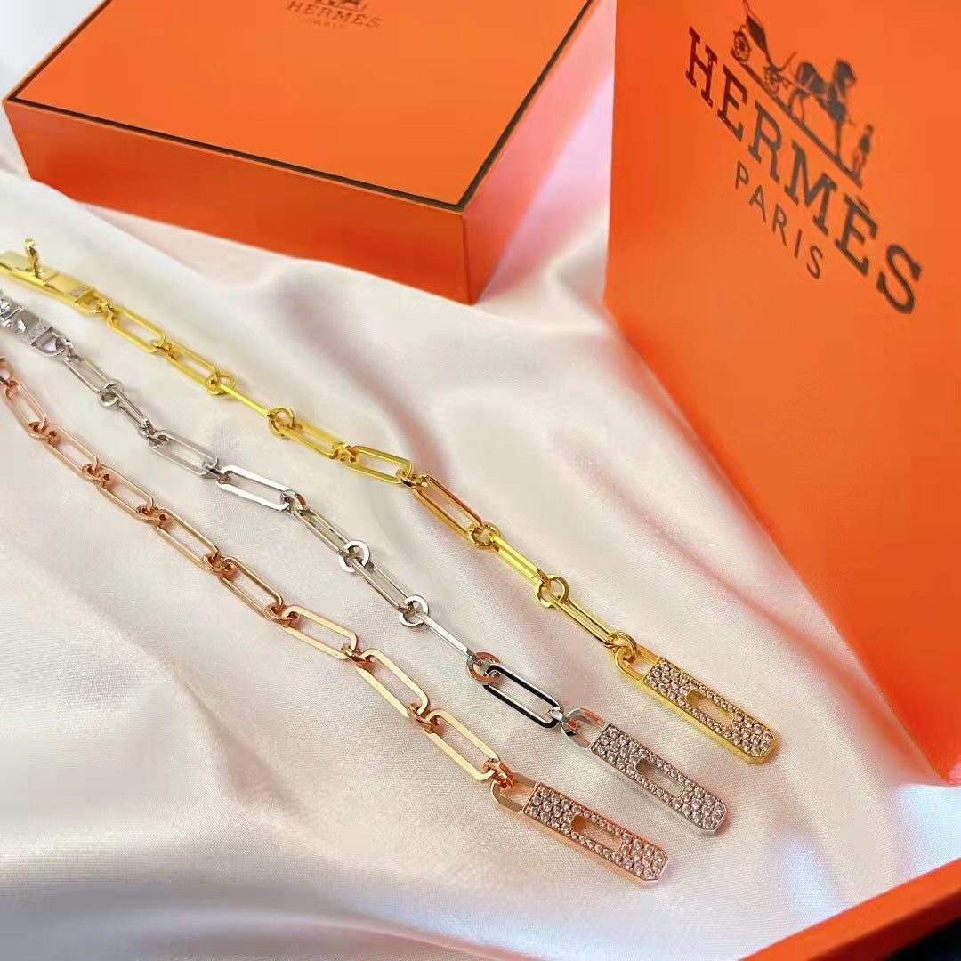 Sparkling link bracelet