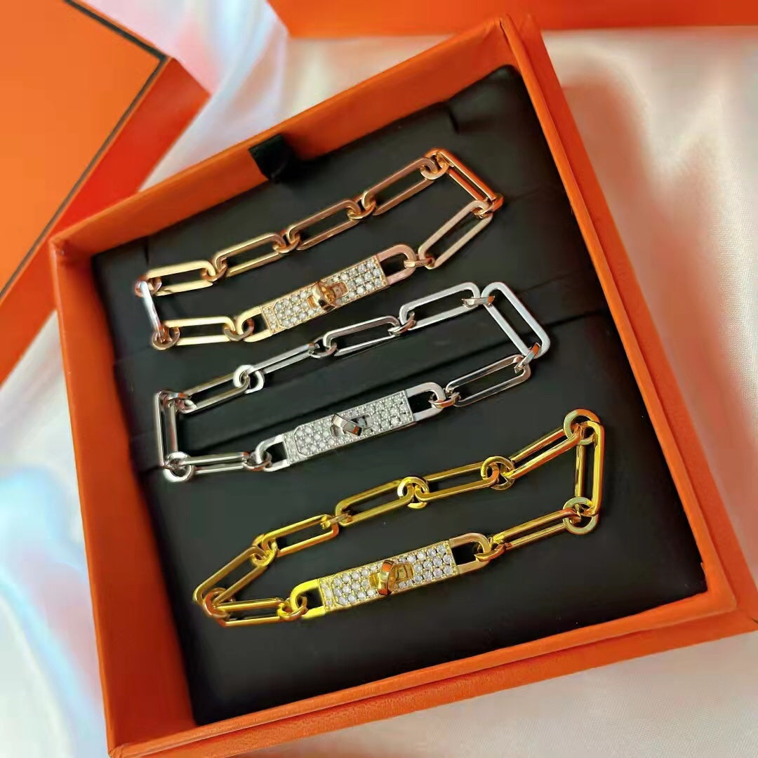 Sparkling link bracelet in three finishes