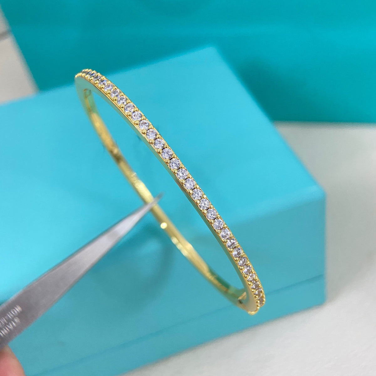 CA Sparkling Row Bangle