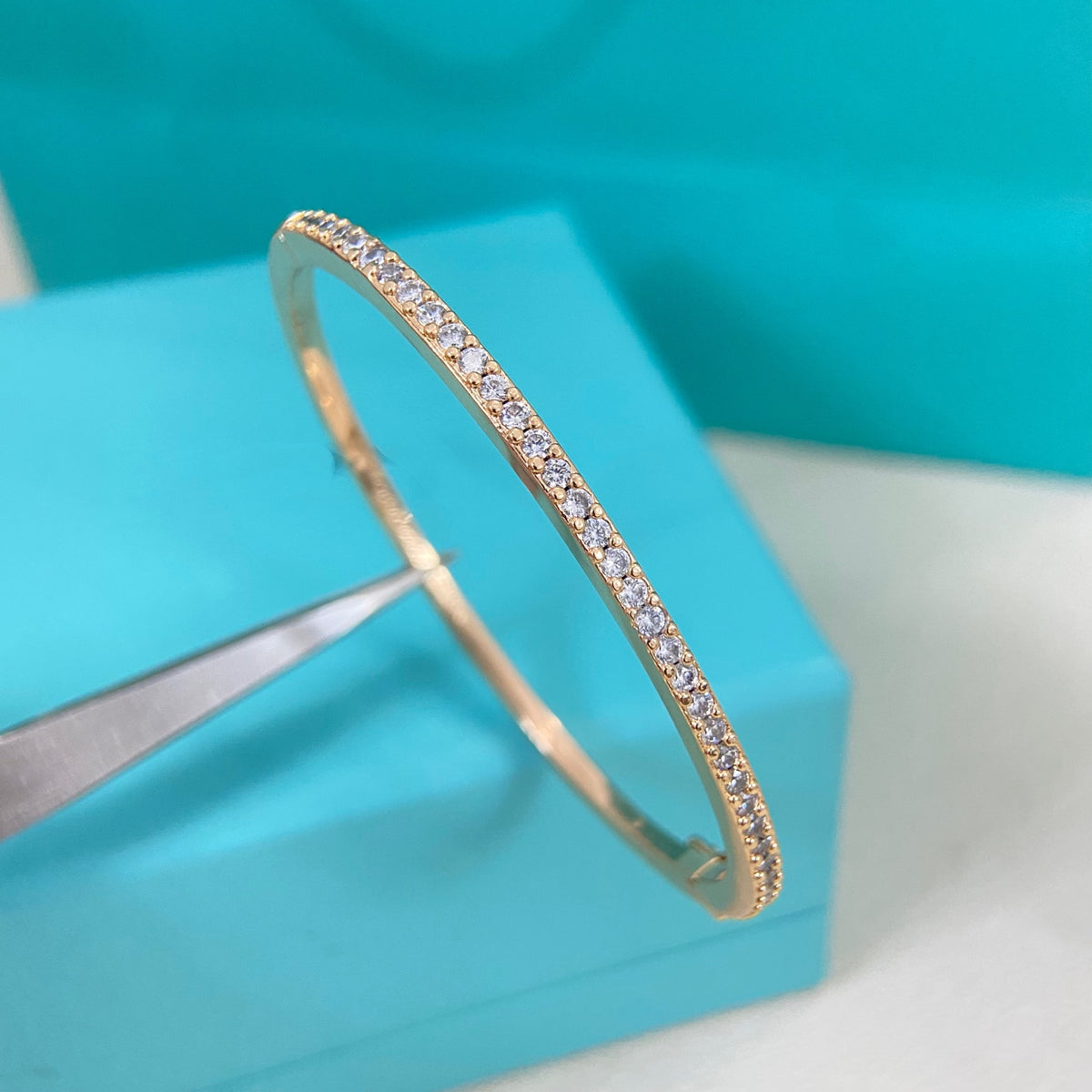 CA Sparkling Row Bangle