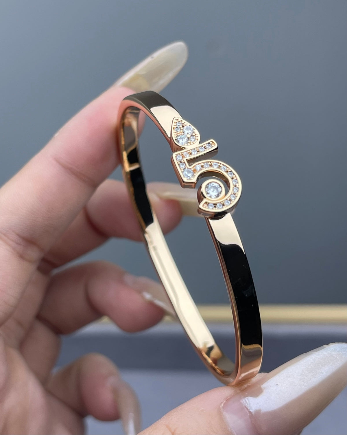 C Curved Accent Bangle